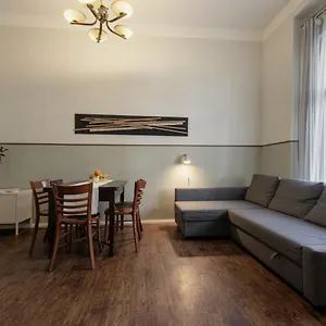 Apartment Mit 2 Bädern, Berlin