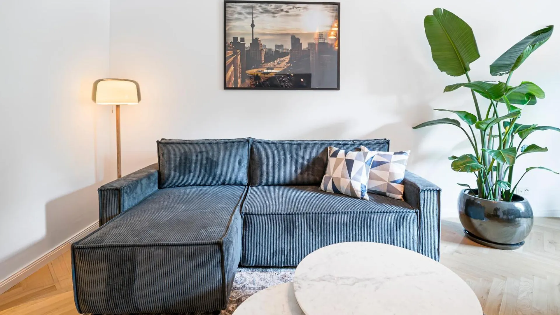 Апартаменты The Bornholmer - 2 Schlafzimmer Ein Whzimmer, Gruppen- & Familienfreundlich Bis 8 Personen